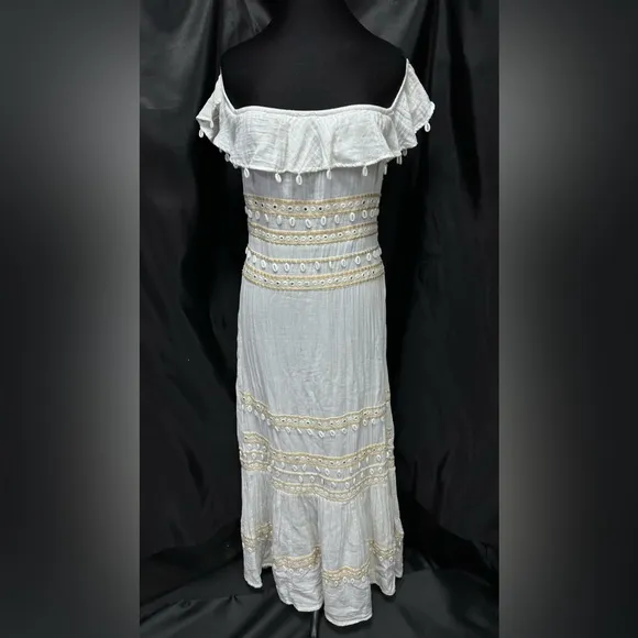 Off the shoulder summer dress with seashell details