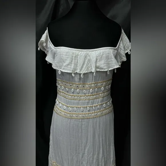 Off the shoulder summer dress with seashell details