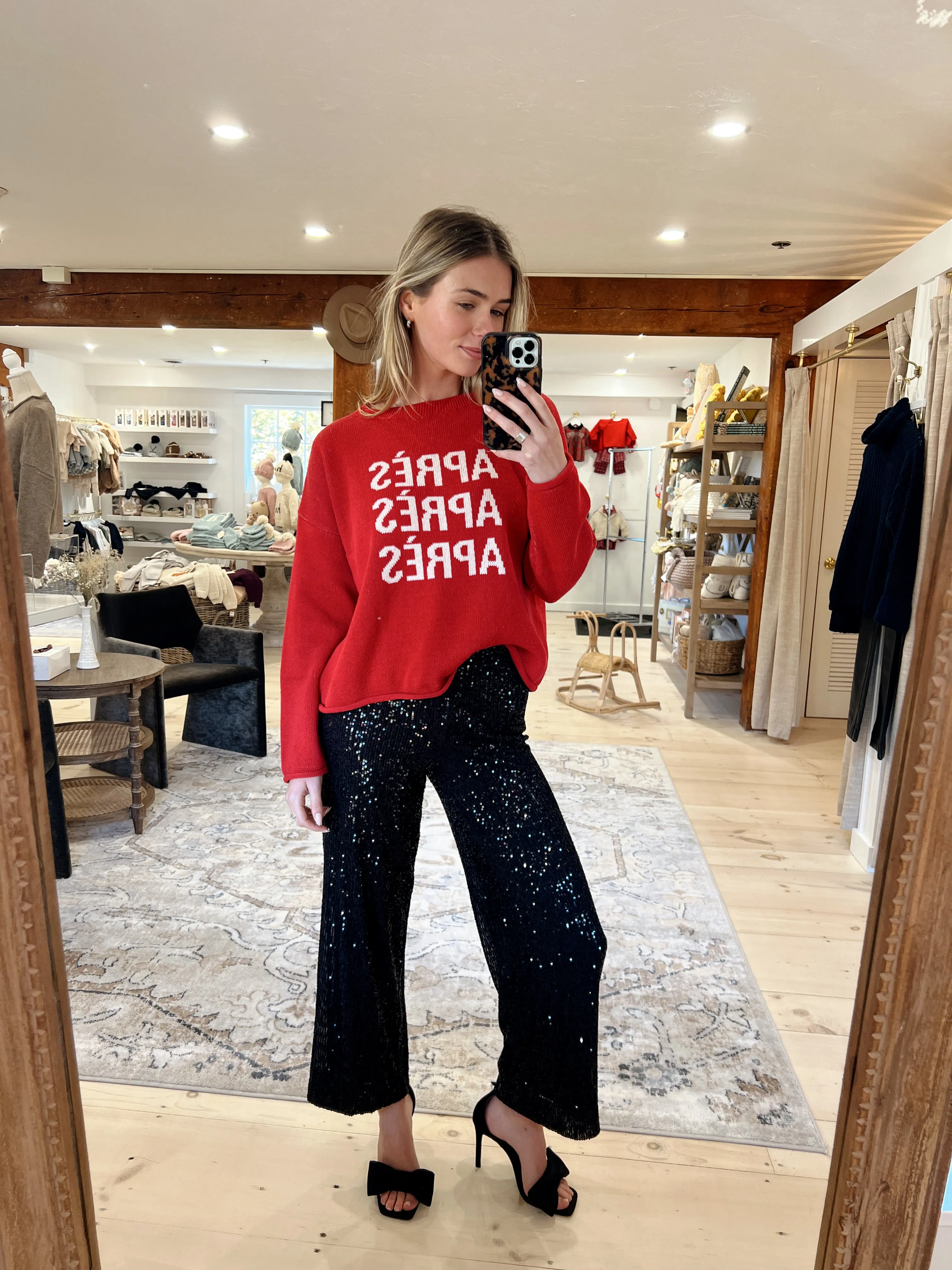 Pants Skylar Sequin Cropped Pant Black Pants Skylar Sequin Cropped Pant Black Pants Skylar Sequin Cropped Pant Black Home / Skylar Sequin Cropped Pant Skylar Sequin Cropped Pant
