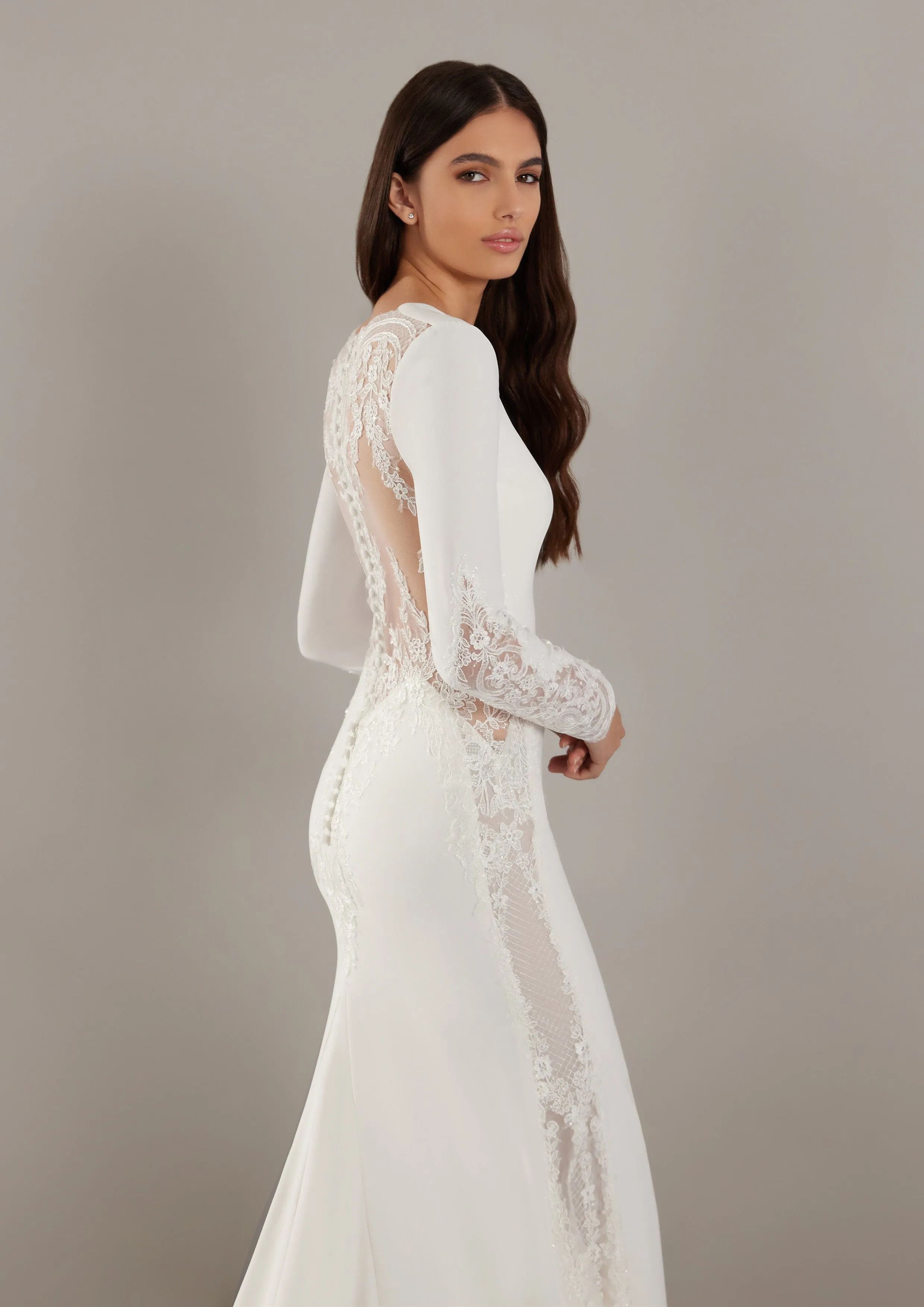 Pronovias: Venera