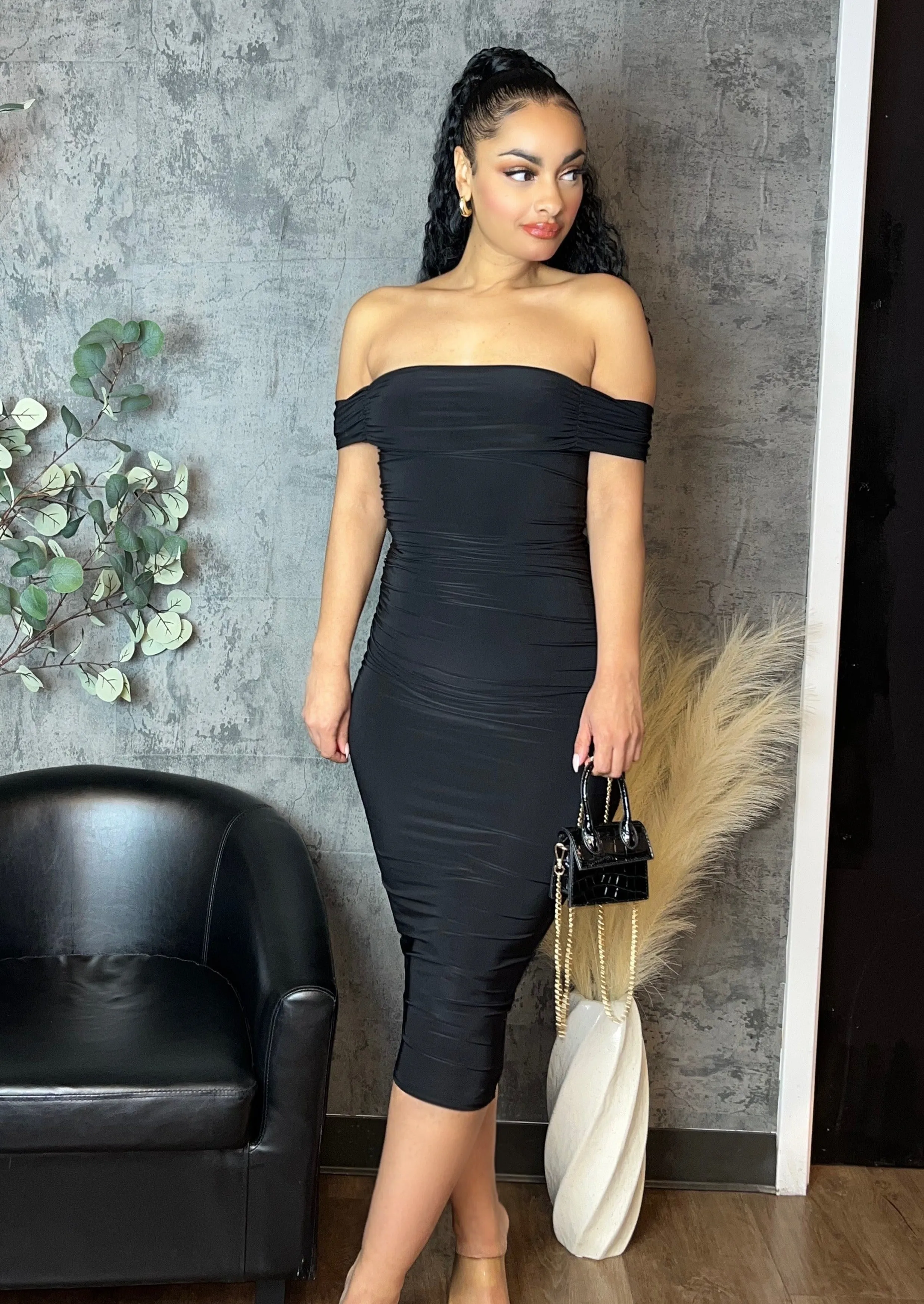 Ruched Off-The-Shoulder Midi Dress (Black)