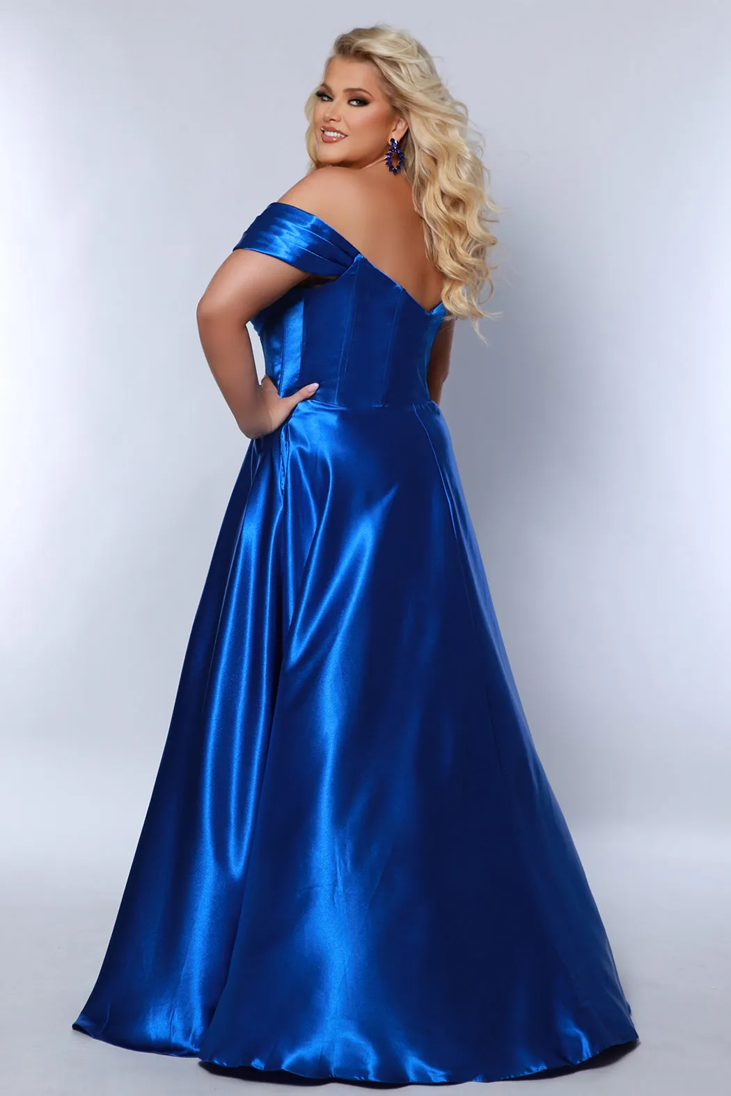Sample Dress <br> TE2424