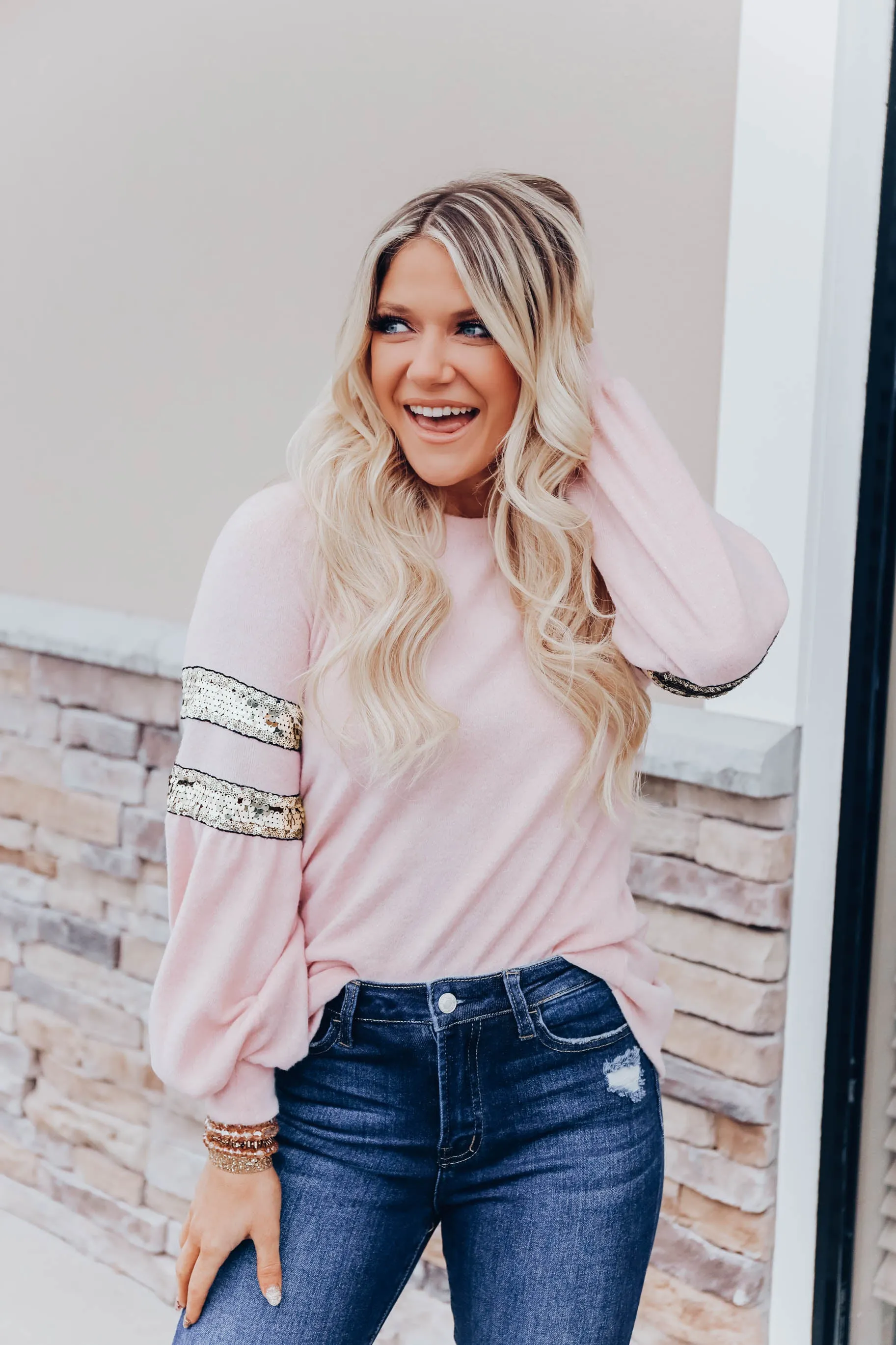 Shimmering Sequin Sweatshirt - Pink