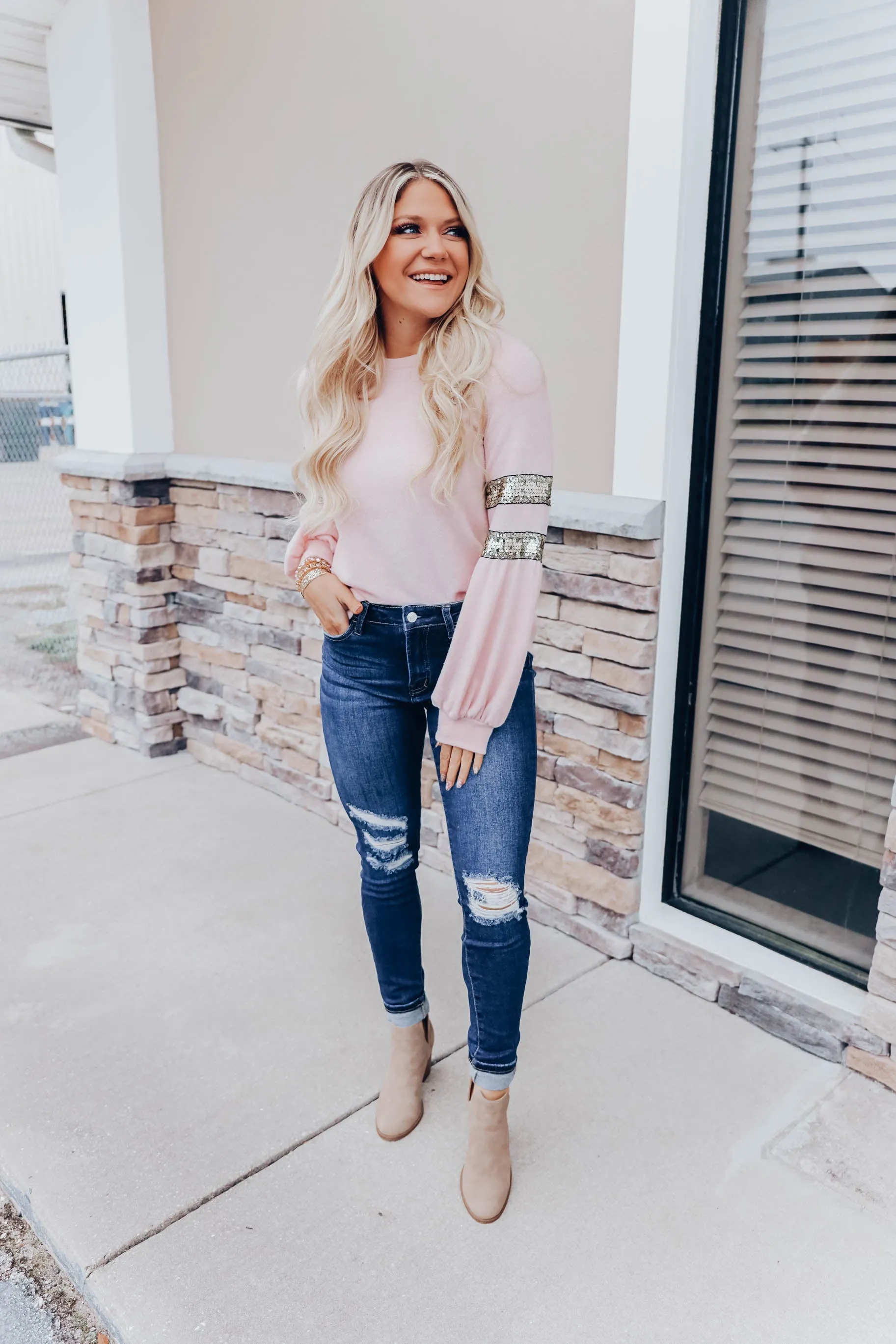 Shimmering Sequin Sweatshirt - Pink