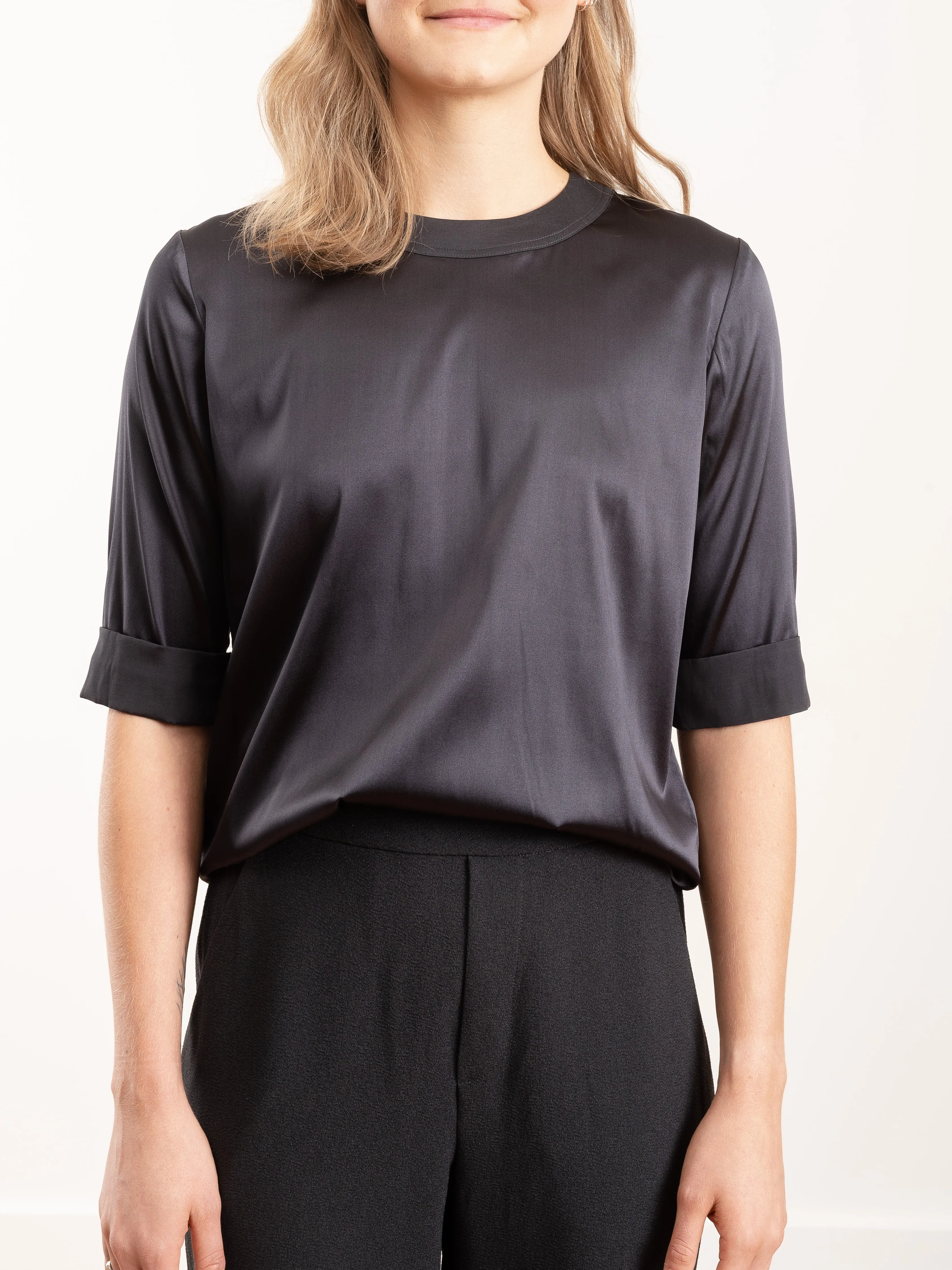 short sleeve silk tee - grey