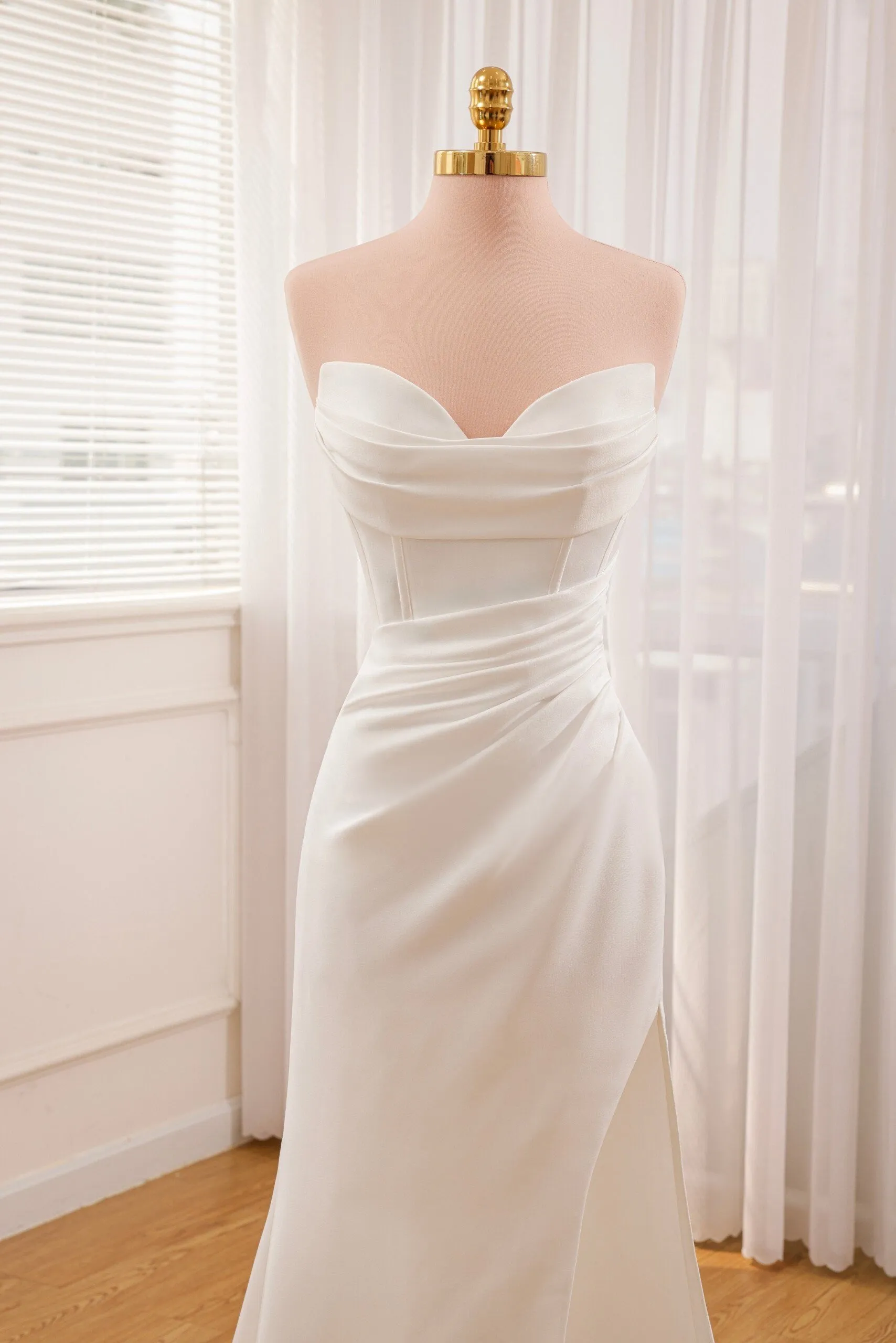 Sia | Mermaid Strapless Satin Wedding Dress With Convenient Detachable Skirt