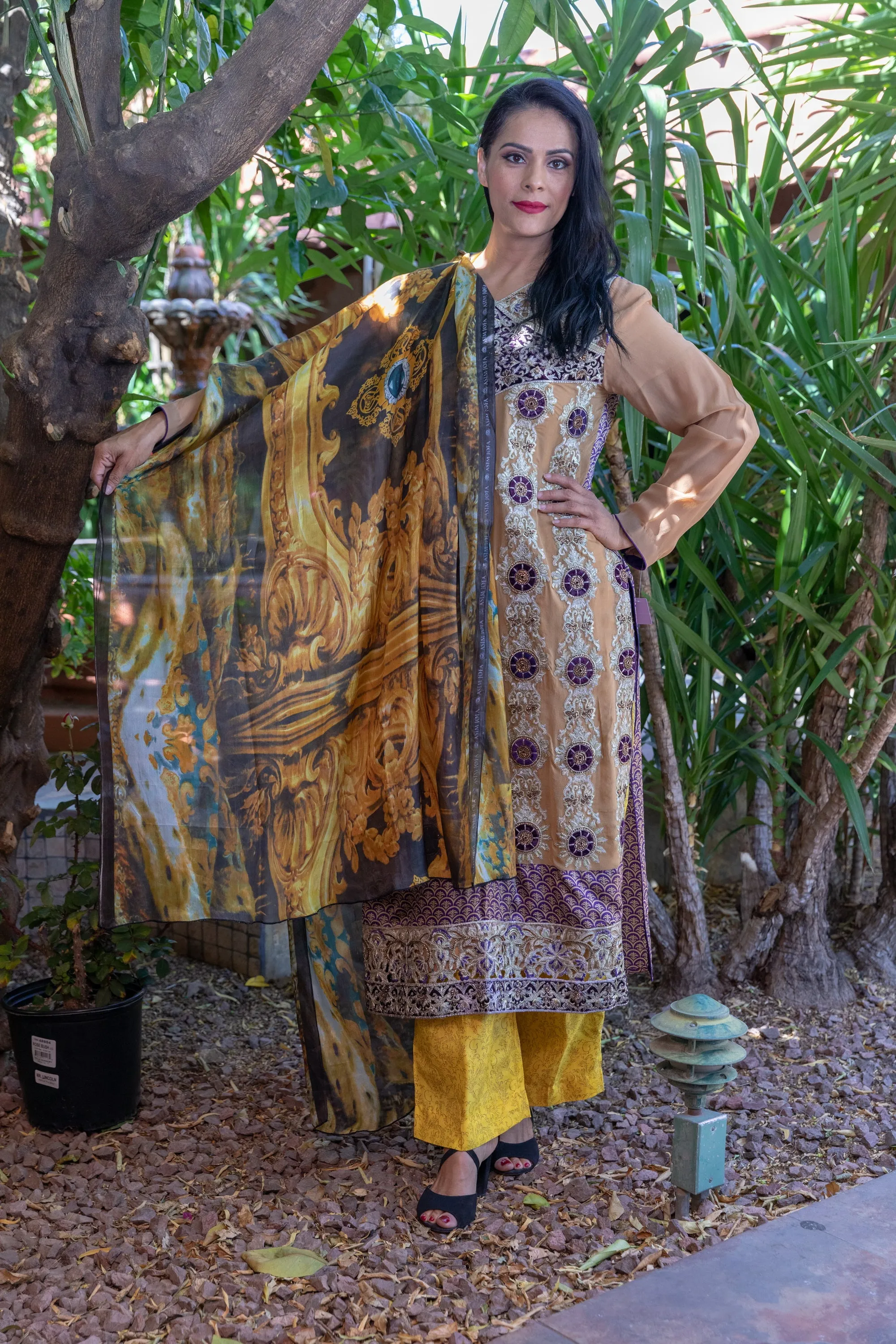 Silk Embroidery Suit Salwar Kameez
