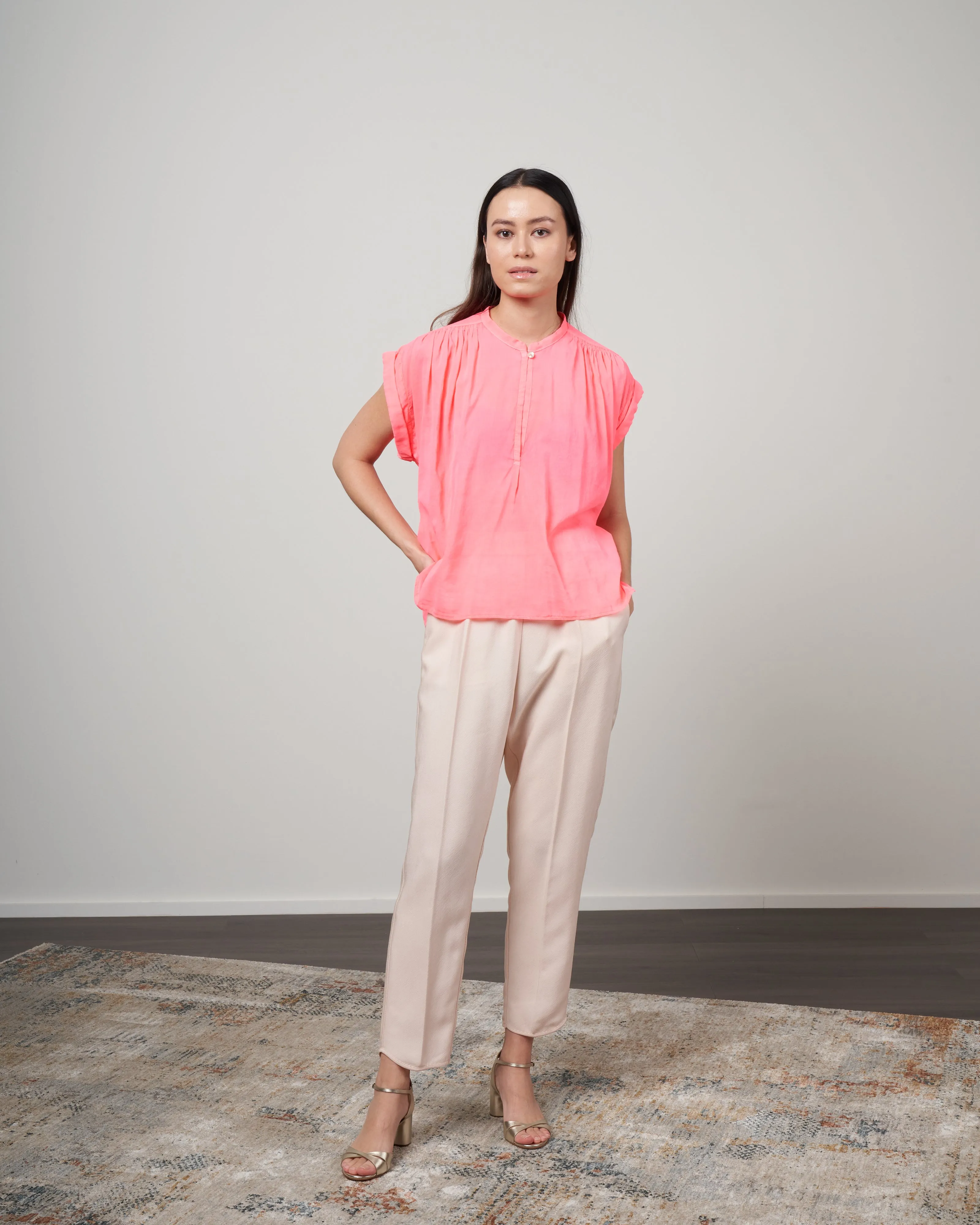 sleeveless top - pop star