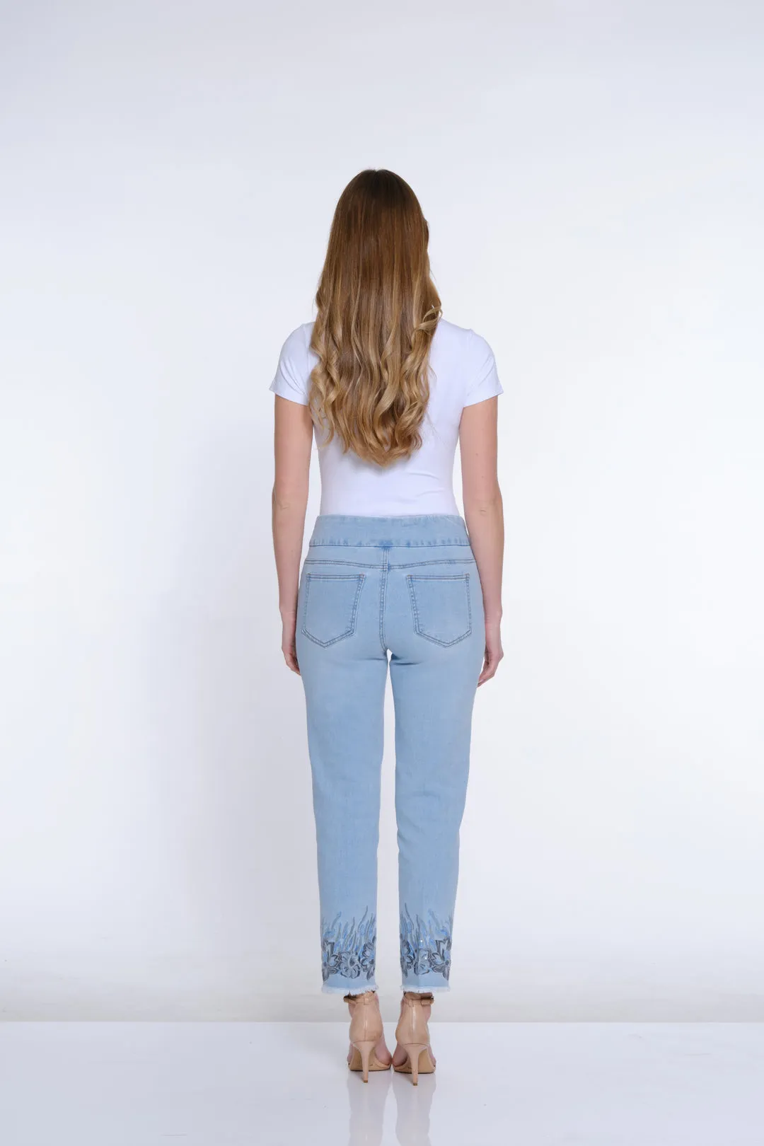 Slimsation Lightwash Embroidered Ankle Jeans
