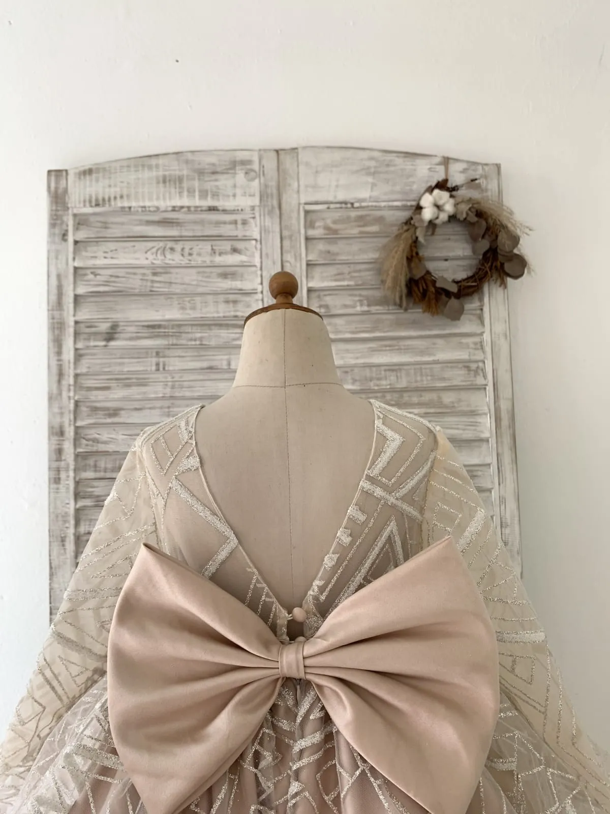 V Back Glittering Lace Champagne Satin Wedding Flower Girl Dress Kids Party