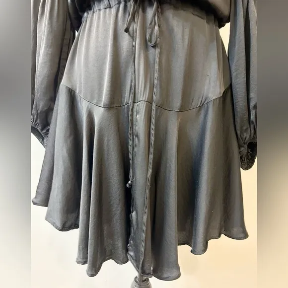 VICI Black Bubbly Satin Adjustable Balloon Sleeve Mini Dress Size Small.
