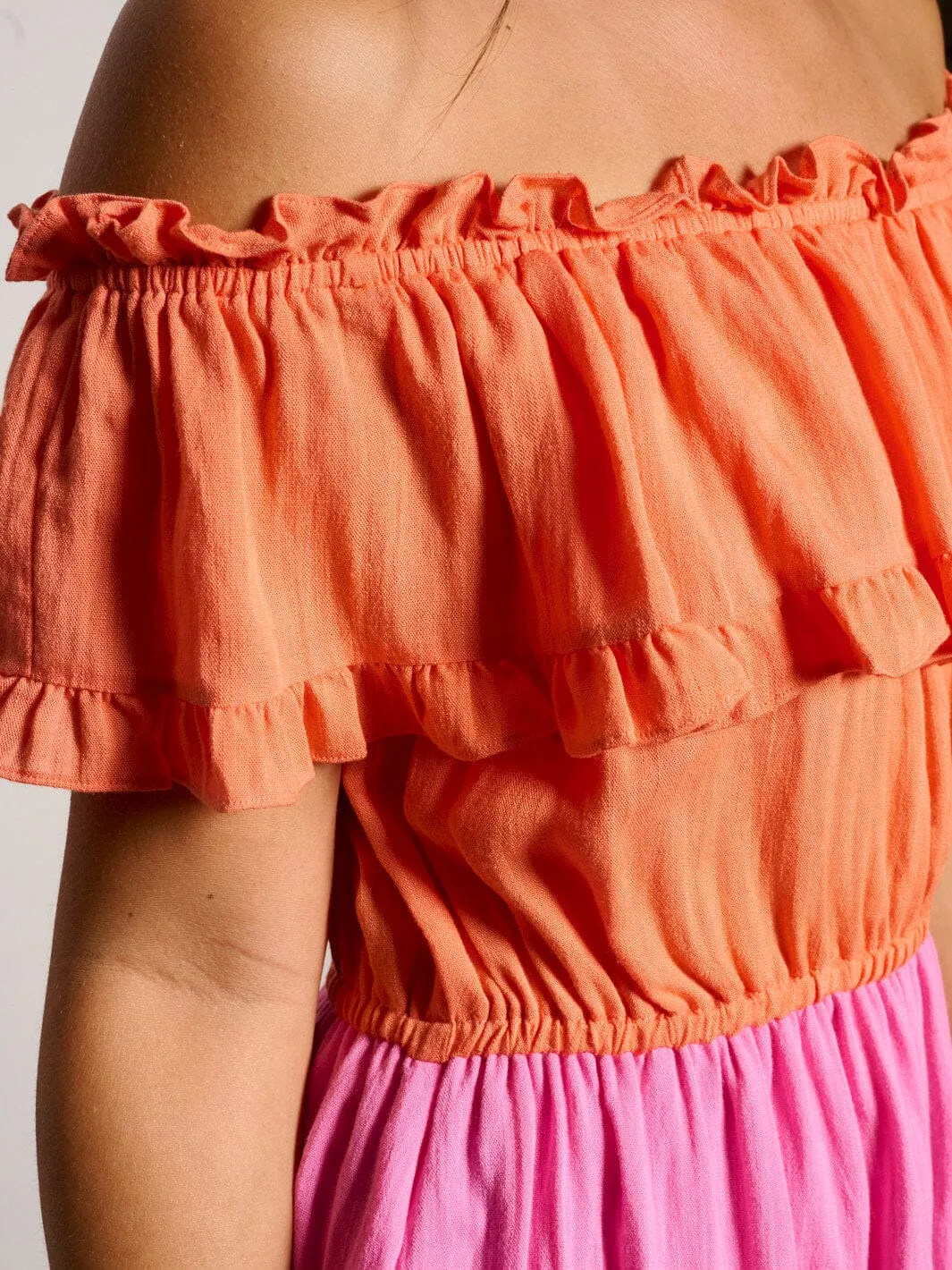 WOMEN'S OFF SHOULDER ELASTIC WAIST COLORBLOCK TIERED MINI DRESS