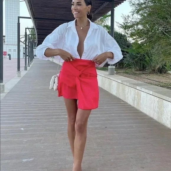 Zara Knotted Satin Skirt in Coral (XS)